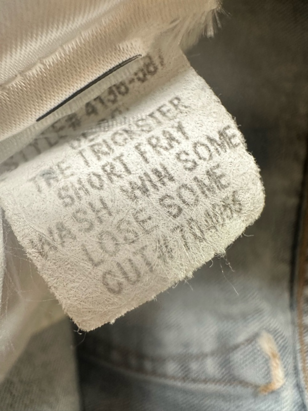Mother jeans The Trickster Short Fray button fly - Picture 7 of 10